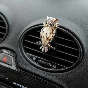 Украшение в дефлектор автомобиля "Сова" 5099304