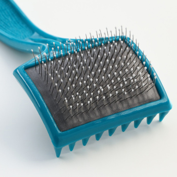 Щётка-пуходерка большая мягкая с каплями, основание 68х48 мм, микс