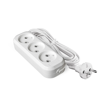 Удлинитель бытовой UNIVersal У6-639, 3 розетки, 5 м, ШВВП,  2х0,75 мм2, 1300 Вт, без заземления